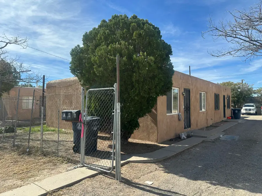 119 Charleston Street Se, Albuquerque, NM 87108 - Image #2