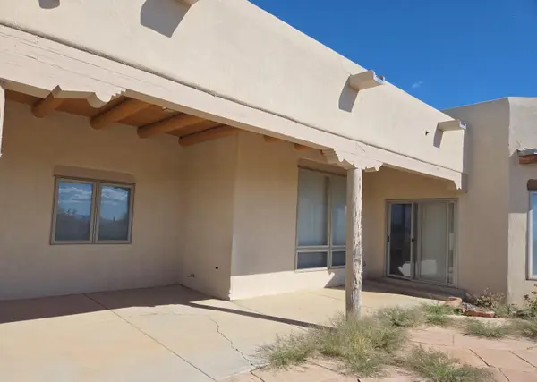 17 Condesa Road, Santa Fe, NM 87508