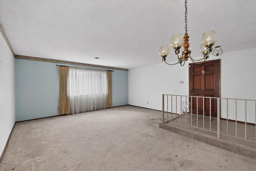 7309 Vivian Drive Ne, Albuquerque, NM 87109 - Image #3