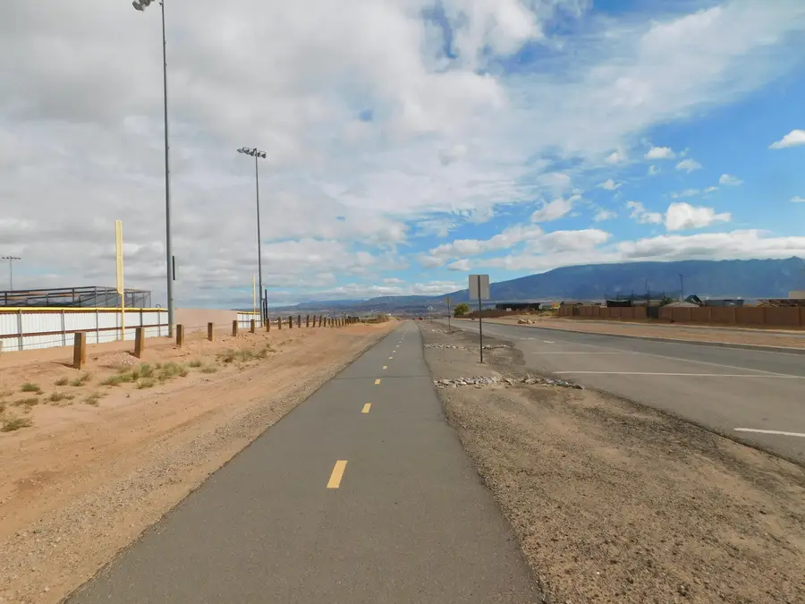 6628 Hamilton Road Ne, Rio Rancho, NM 87144 - Image #3