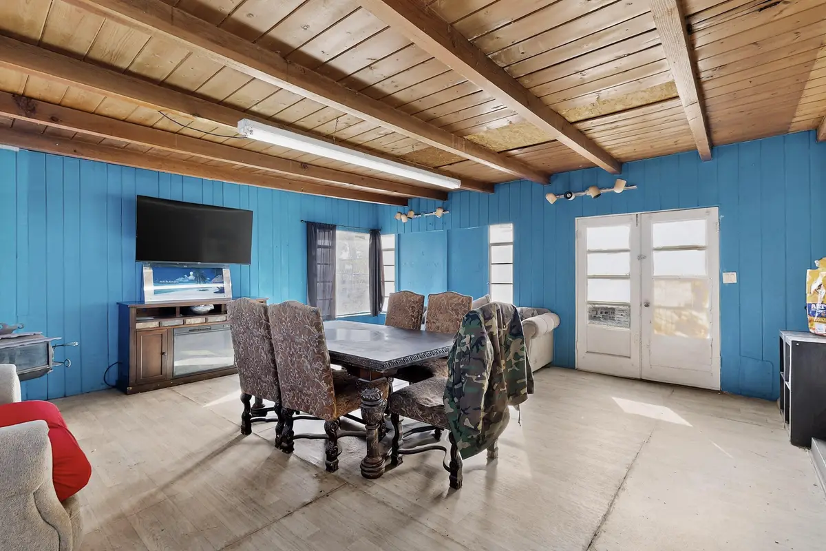 1911 Valley Road Sw, Albuquerque, NM 87105 - Image #1