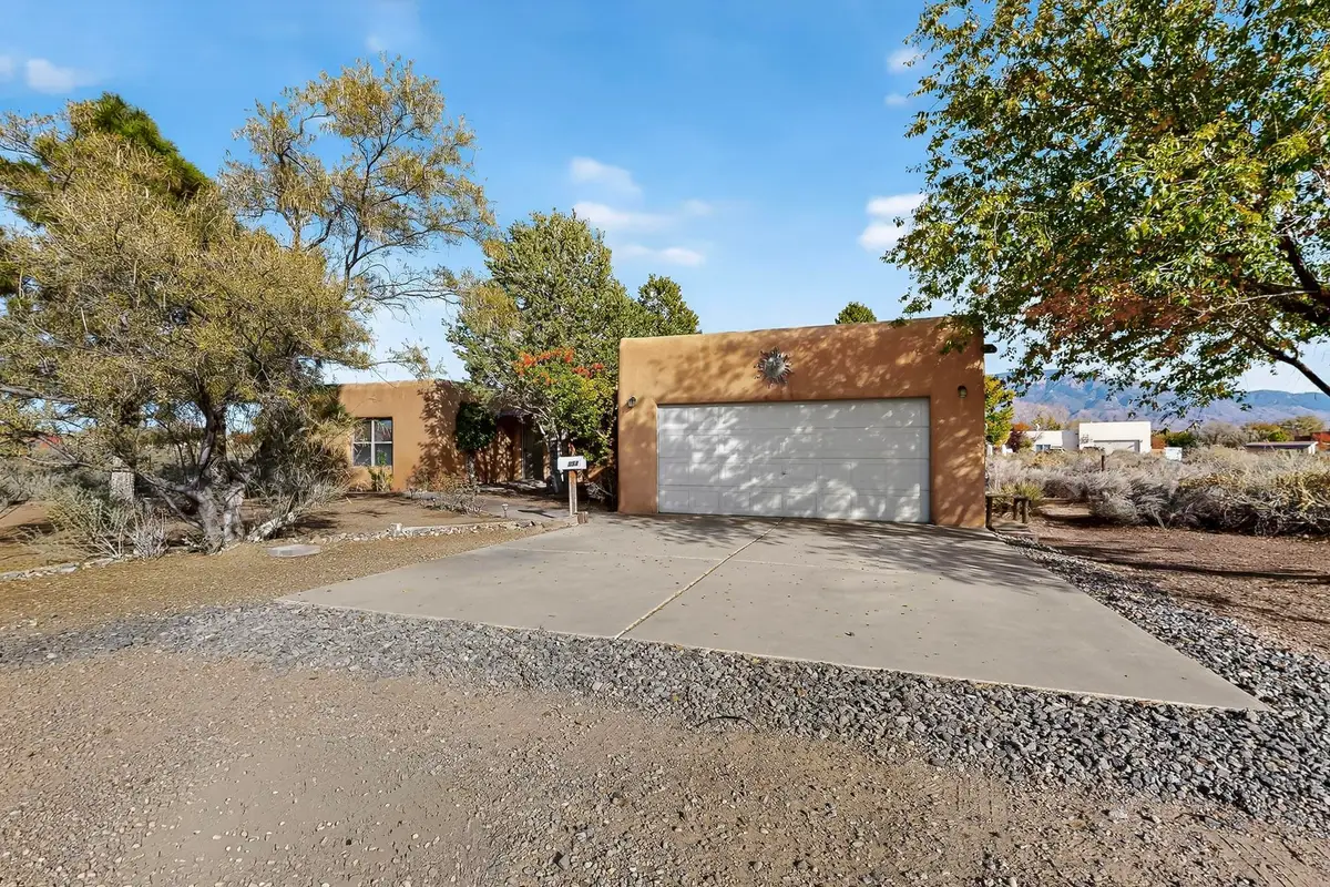 252 Camino De La Tierra, Corrales, NM 87048 - Image #1
