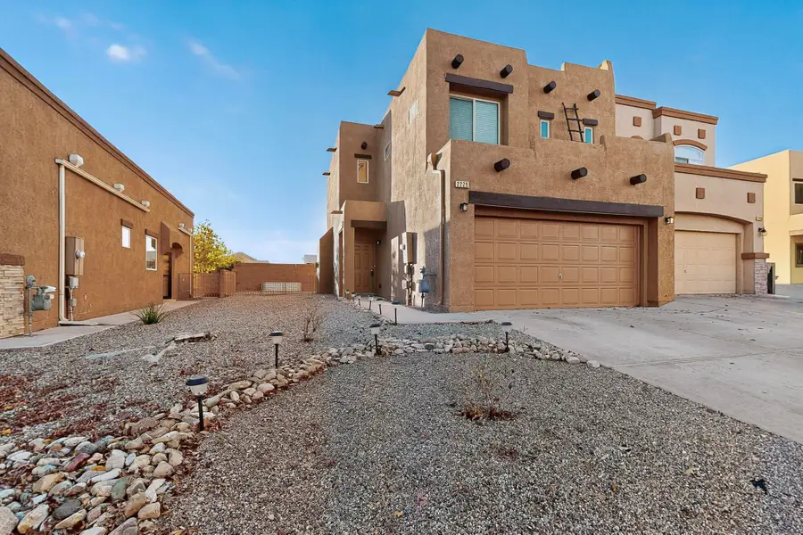 2229 Cortina Loop Se, Rio Rancho, NM 87124 - Image #2