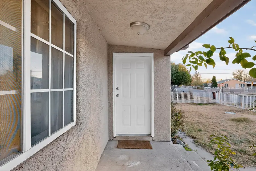 602 Campana Drive, Belen, NM 87002 - Image #2