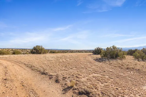 1 Corona Drive, Medanales, NM 87548