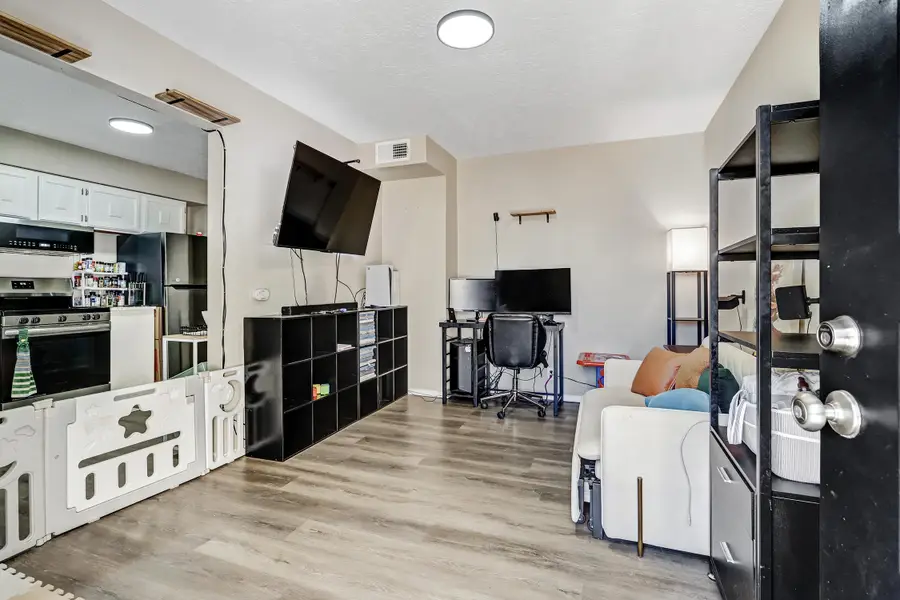 507 Gerald Chavez Lane Ne, Los Lunas, NM 87031 - Image #2