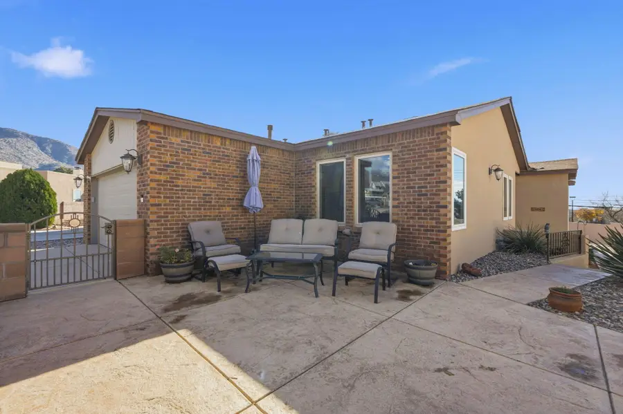 4919 Calle De Carino Ne, Albuquerque, NM 87111 - Image #3