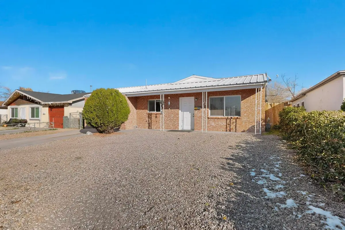 220 Espejo Street Ne, Albuquerque, NM 87123 - Image #1