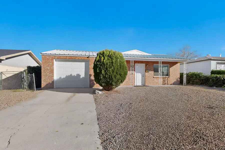 220 Espejo Street Ne, Albuquerque, NM 87123 - Image #2
