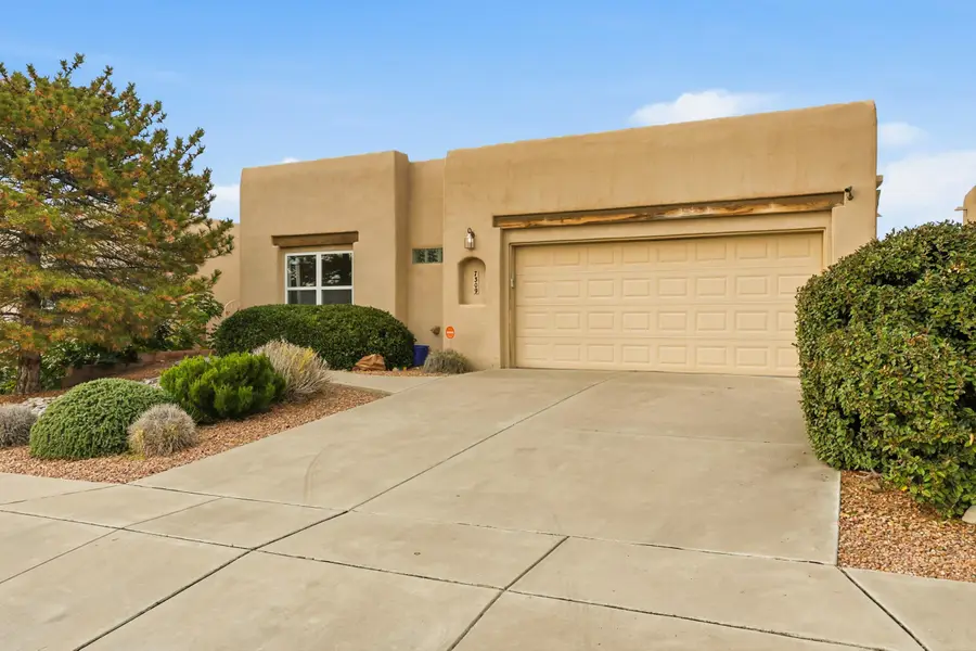 7309 Hawthorn Avenue Ne, Albuquerque, NM 87113 - Image #2