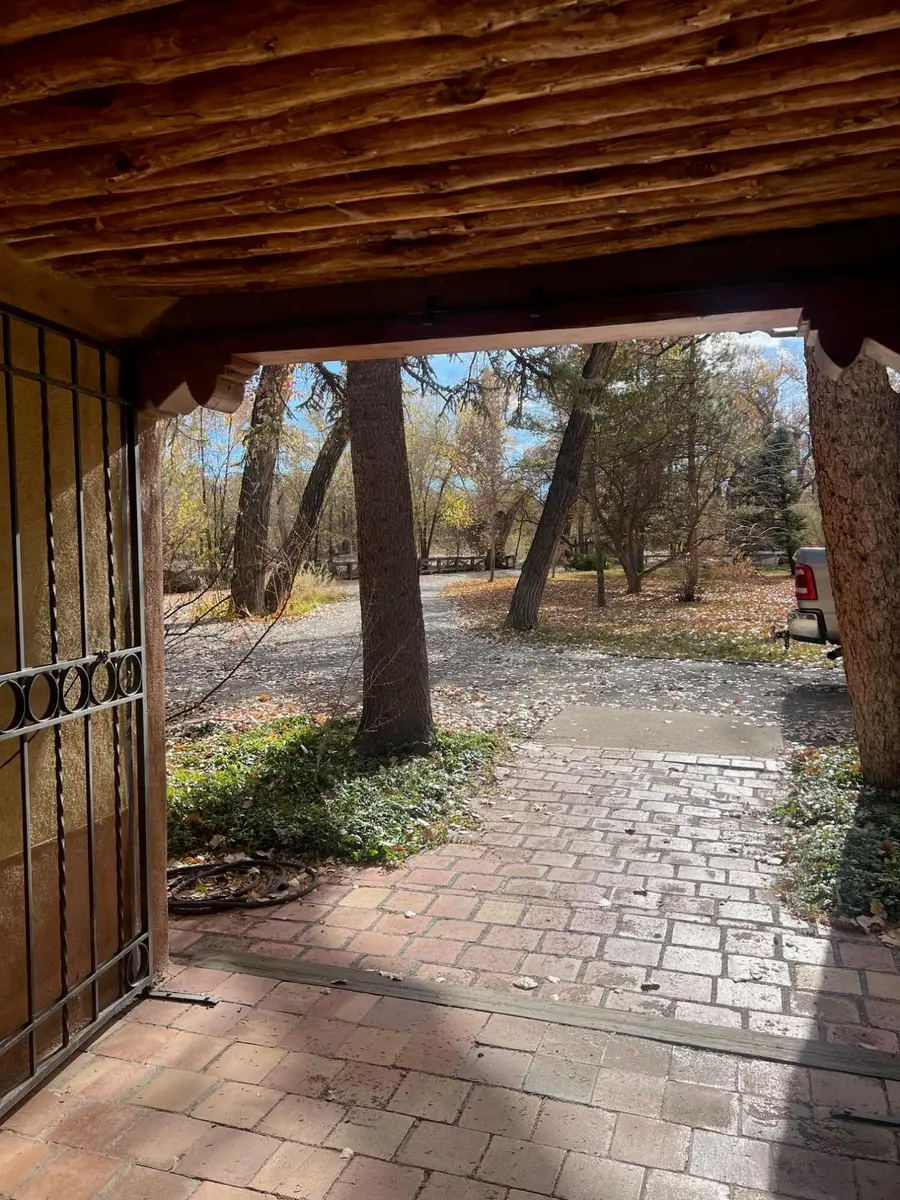 147 Via Oreada, Corrales, NM 87048 - Image #3