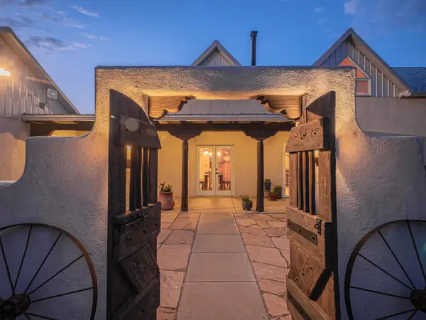 3660 Nm 41, Stanley, NM 87056