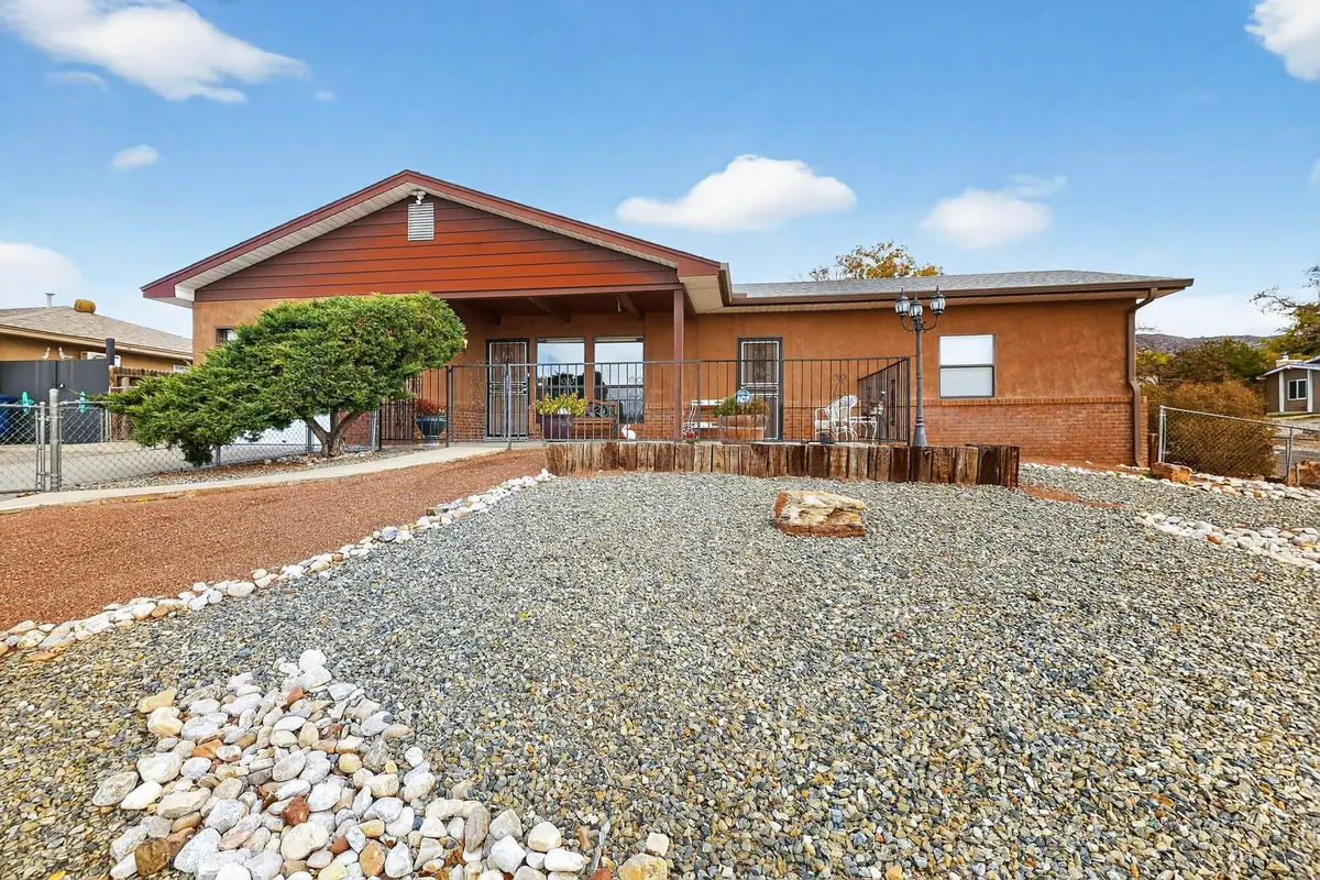 700 Omaha Street Ne, Albuquerque, NM 87123 - Image #1