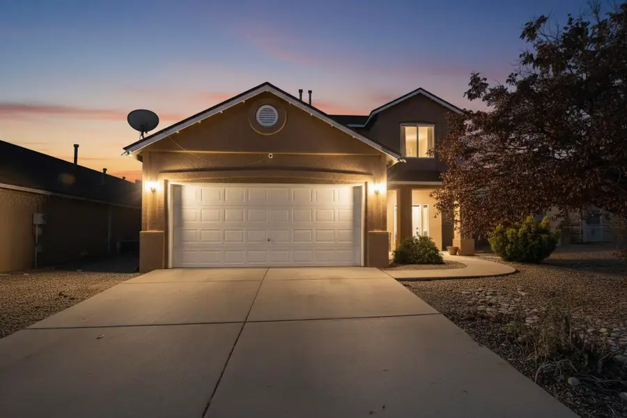 8812 Tenemaha Avenue Sw, Albuquerque, NM 87121 - Image #2