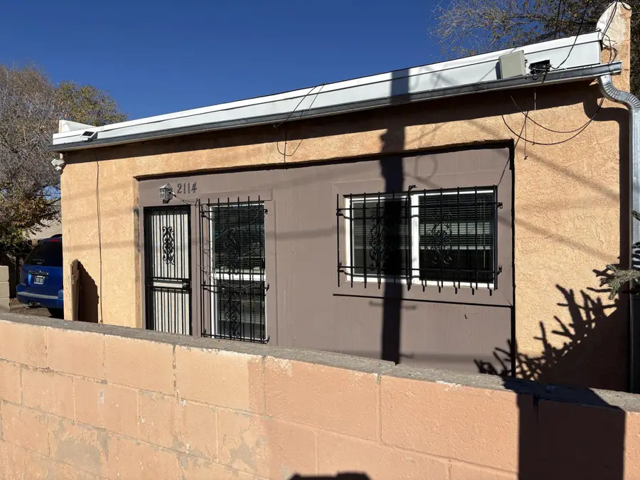 2112 Lead Avenue Se, Albuquerque, NM 87106 - Image #2