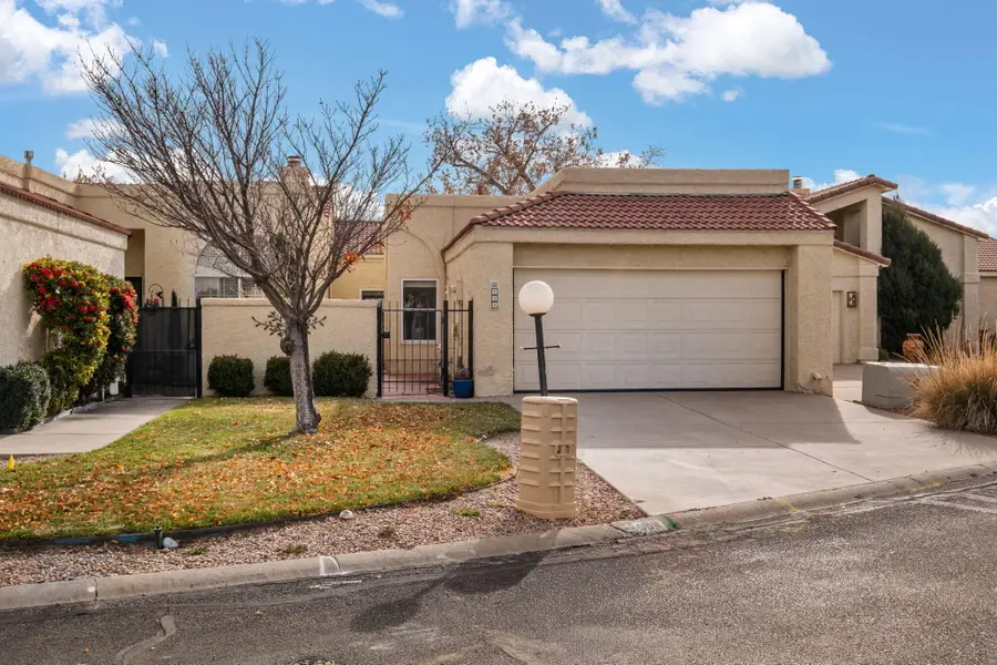 504 Eastlake Drive Se, Rio Rancho, NM 87124 - Image #2