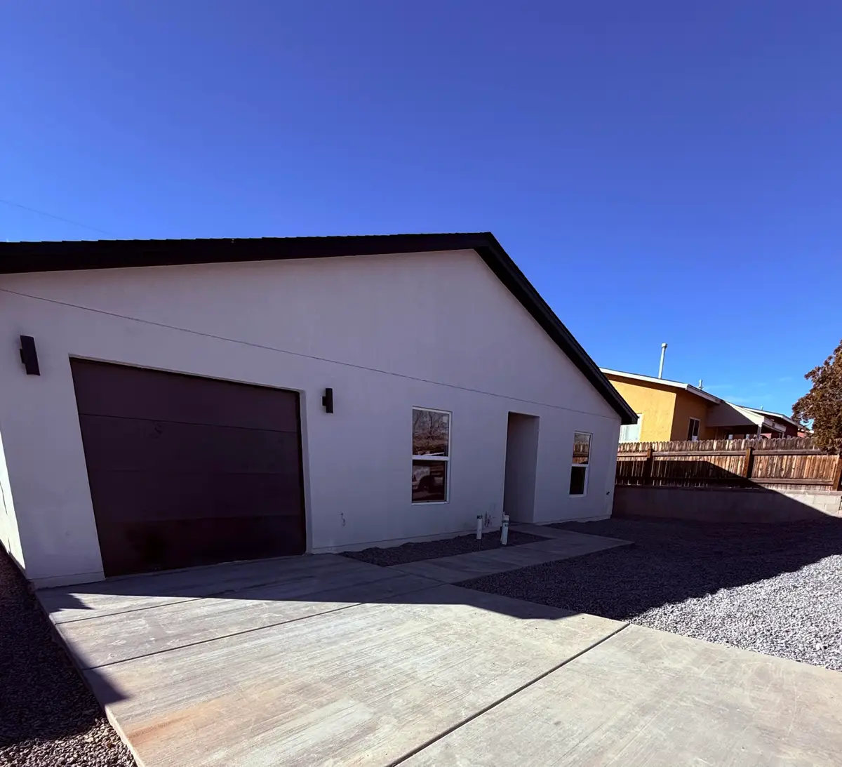 213 64th Street Sw, Albuquerque, NM 87121 - Image #1