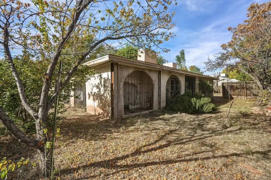 2241 San Ygnacio Road Sw, Albuquerque, NM 87105 - Image #3