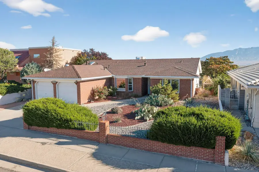 8116 Fairmont Drive Nw, Albuquerque, NM 87120 - Image #2