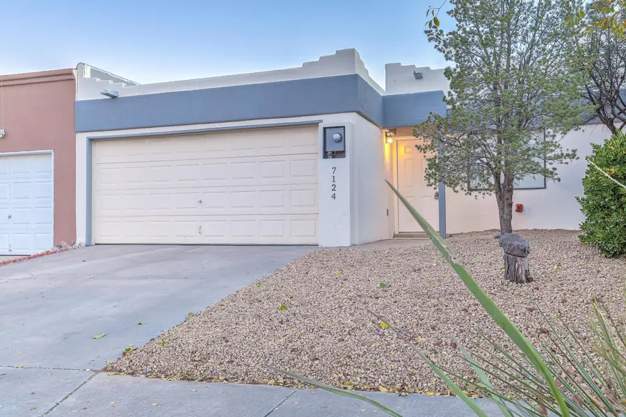 7124 Maxim Court Nw, Albuquerque, NM 87120 - Image #2
