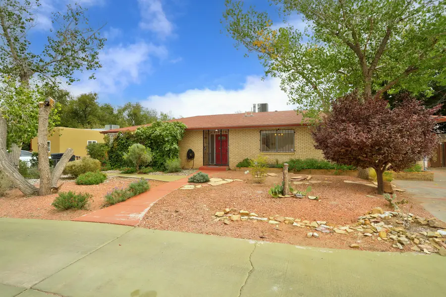2908 10th Street Nw, Albuquerque, NM 87107 - Image #2