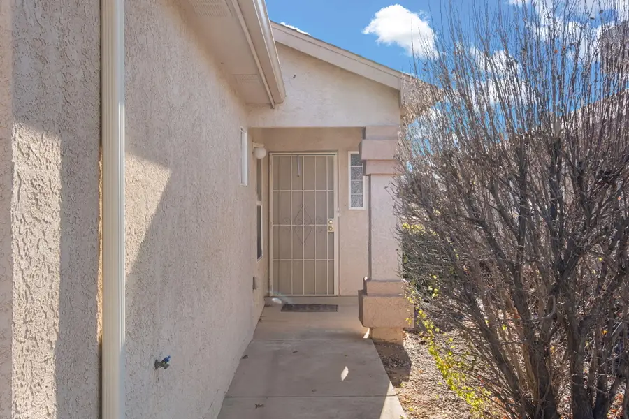 3852 Tranquil Meadows Drive, Rio Rancho, NM 87144 - Image #2