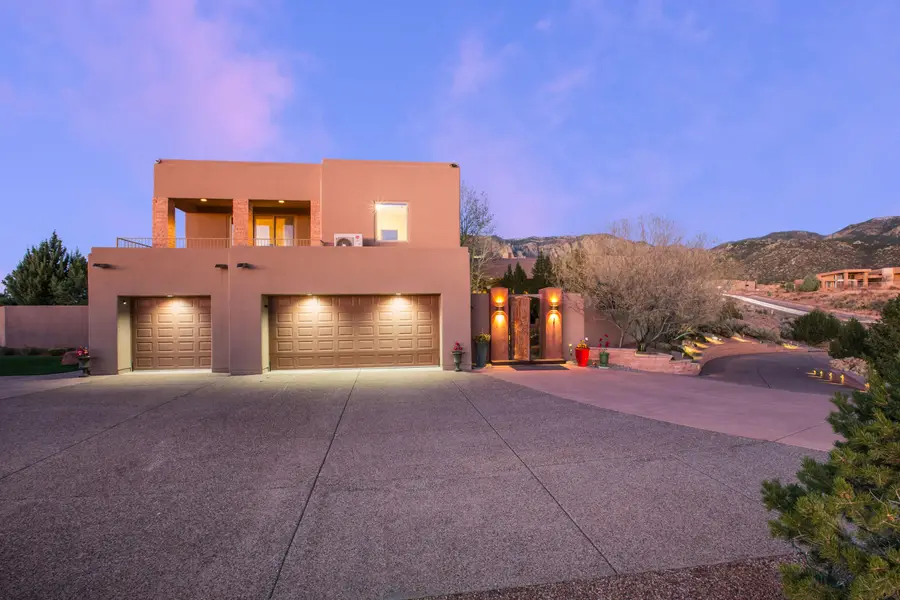 13405 La Arista Place Ne, Albuquerque, NM 87111 - Image #2