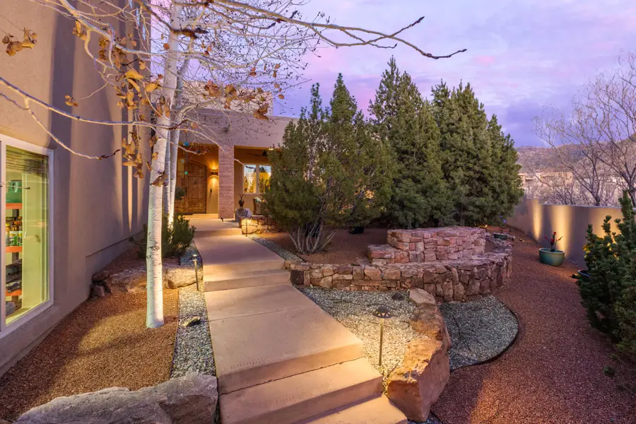 13405 La Arista Place Ne, Albuquerque, NM 87111 - Image #3