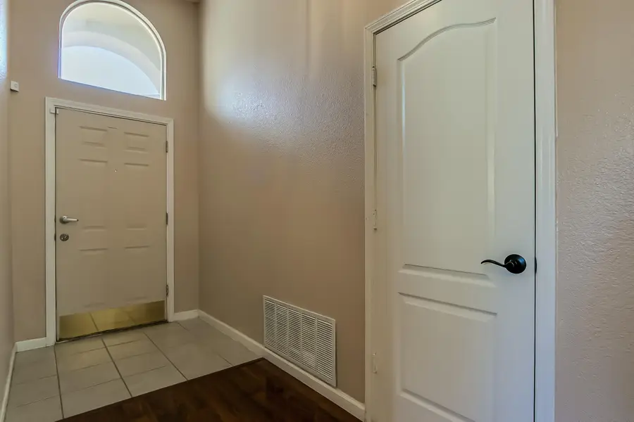 4959 Star Kachina Street Nw, Albuquerque, NM 87120 - Image #3