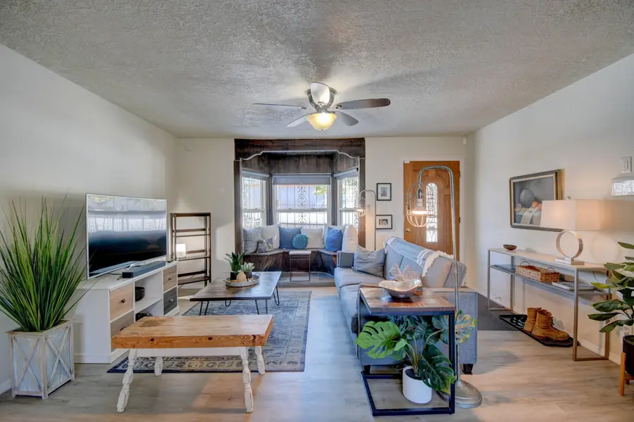 421 Panorama Place Ne, Albuquerque, NM 87123 - Image #2
