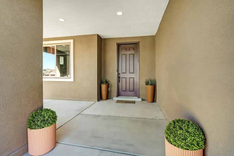 708 Cuarzo Road Se, Rio Rancho, NM 87124 - Image #2