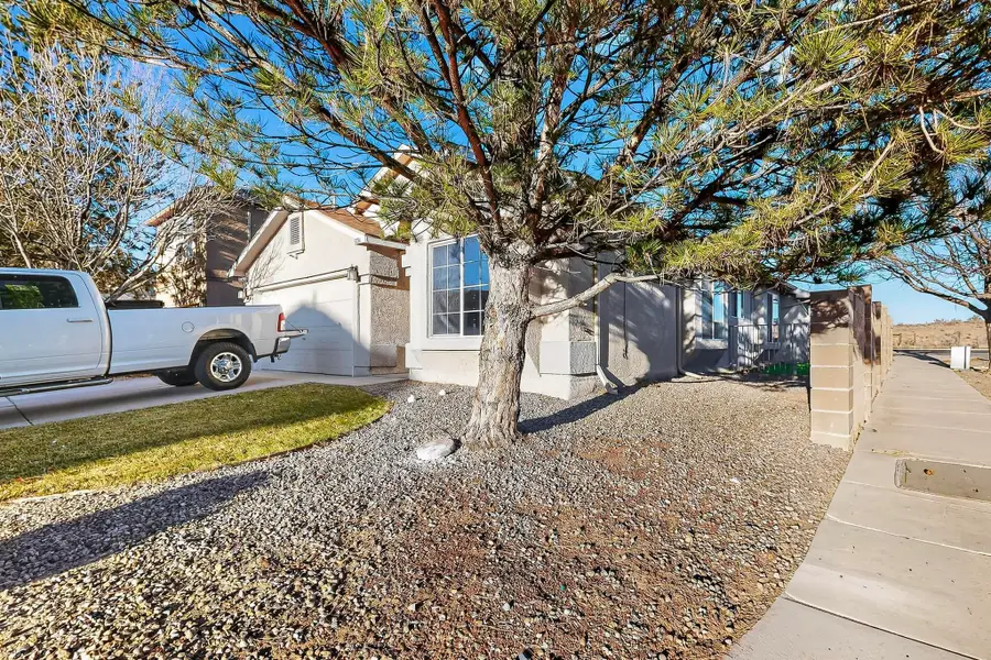 3724 Oasis Springs Road Ne, Rio Rancho, NM 87144 - Image #2