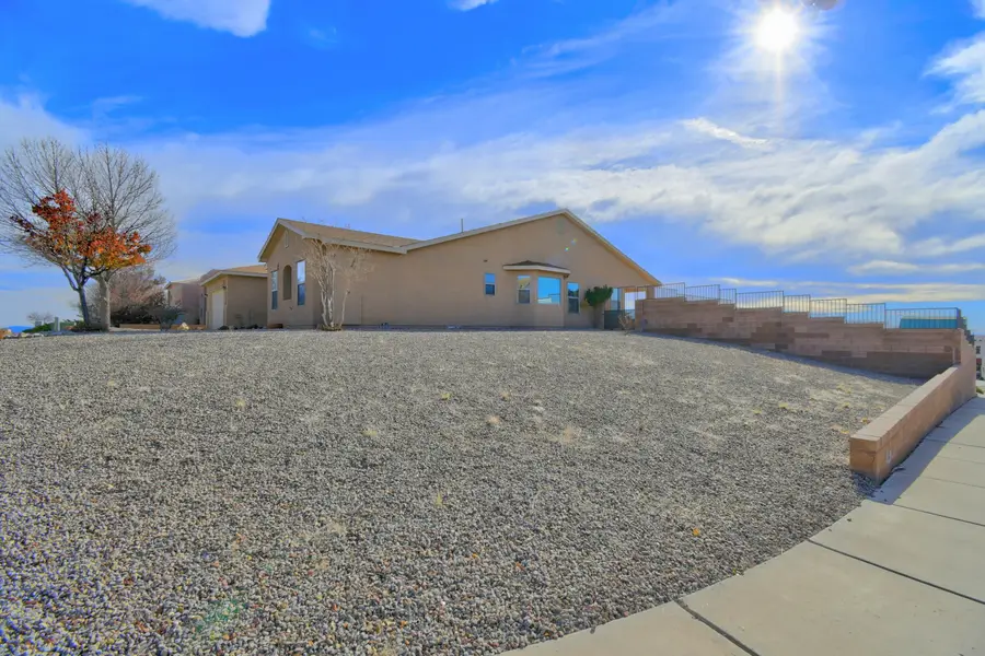 5810 Chaco Loop Ne, Rio Rancho, NM 87144 - Image #2