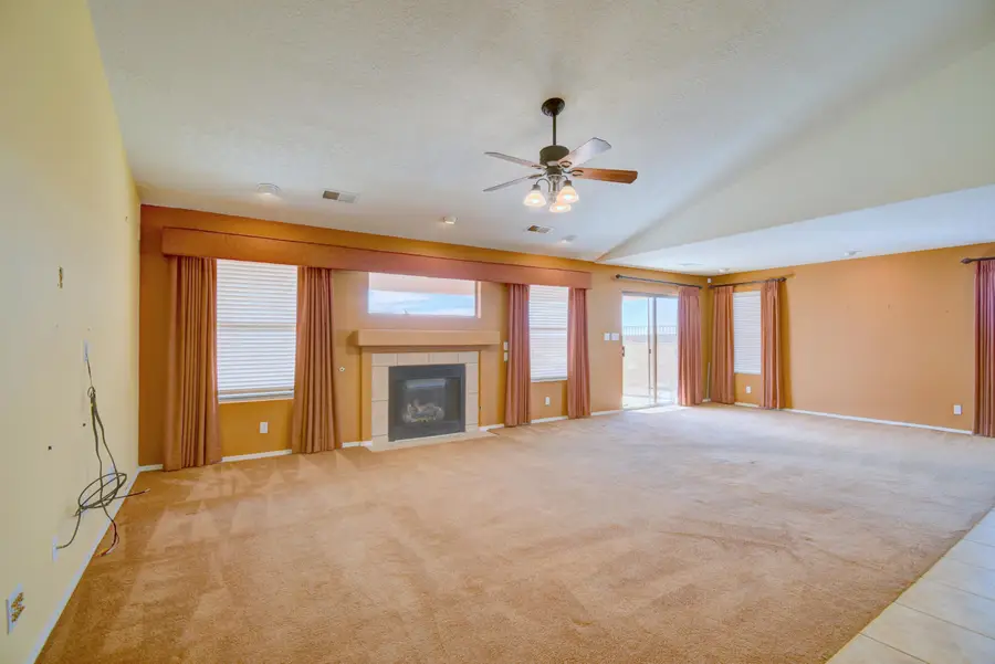 5810 Chaco Loop Ne, Rio Rancho, NM 87144 - Image #3