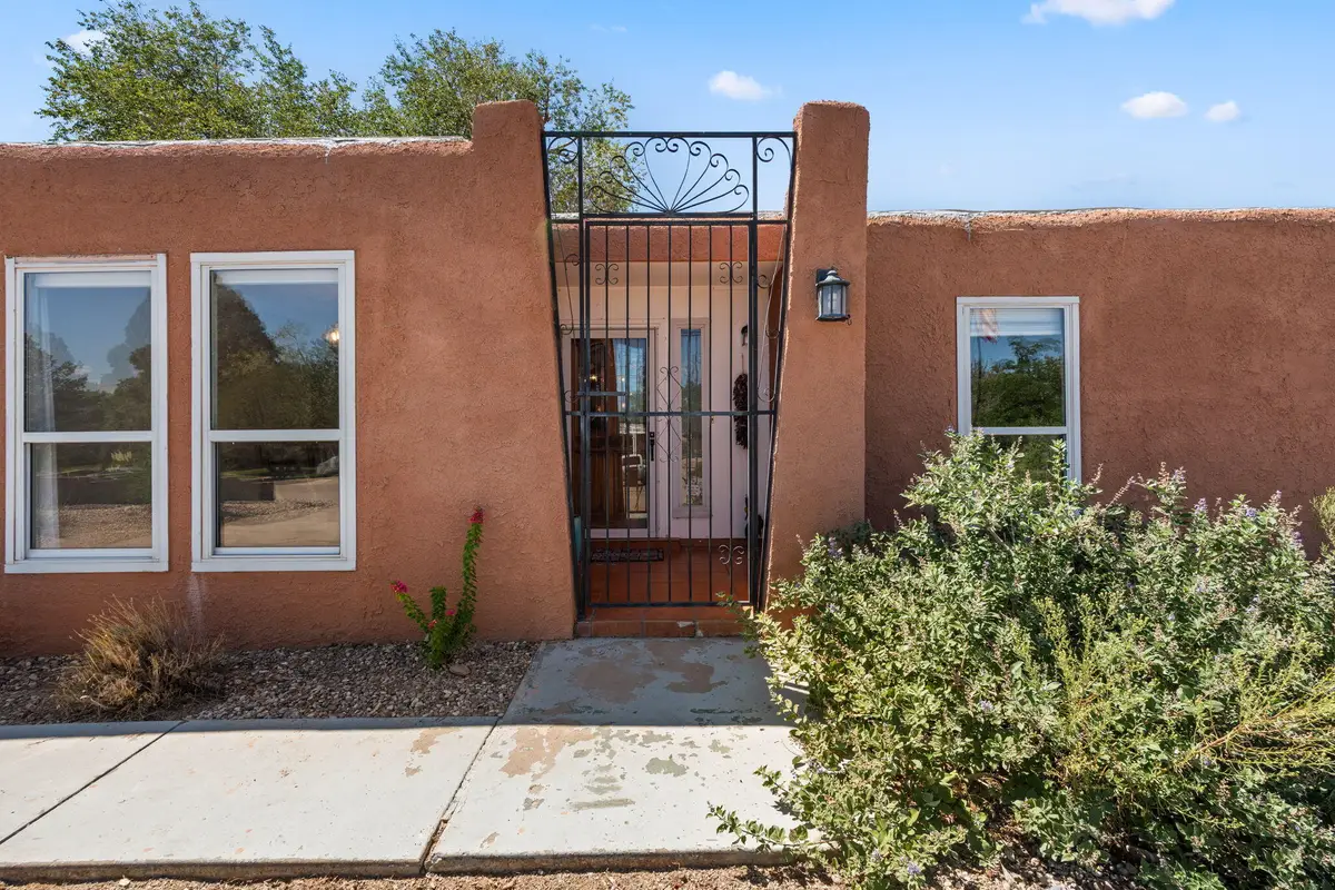 5429 Lewis Court Nw, Albuquerque, NM 87114 - Image #1