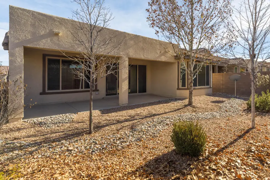 9320 Bear Lake Way Nw, Albuquerque, NM 87120 - Image #3