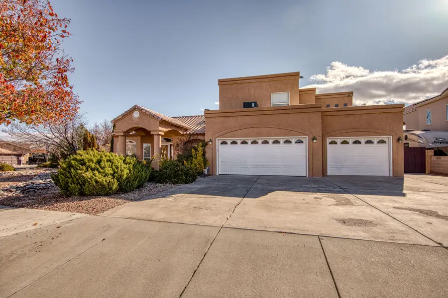 6732 Mariposa Place Nw, Albuquerque, NM 87120 - Image #2