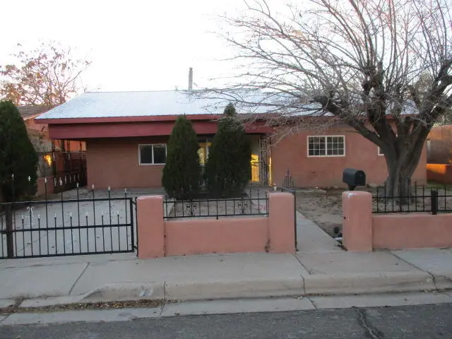 347 62nd Street Nw, Albuquerque, NM 87105 - Image #1
