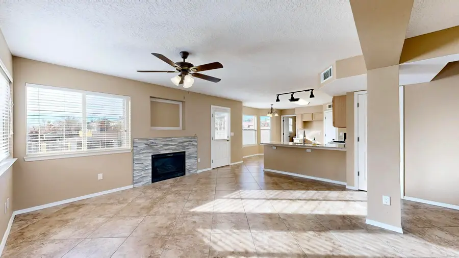 8120 Saddlebrook Avenue Nw, Albuquerque, NM 87120 - Image #3