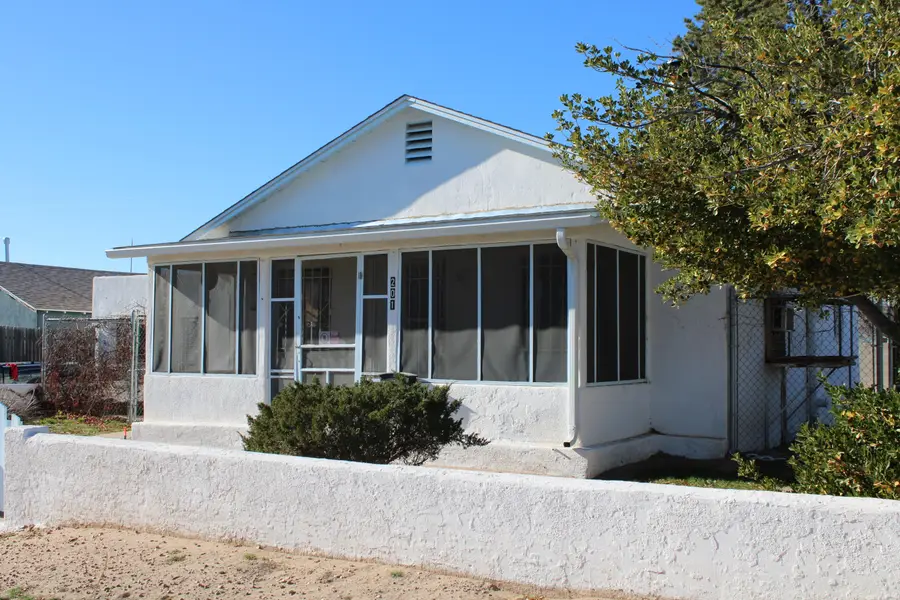 201 52nd Street Sw, Albuquerque, NM 87105 - Image #2