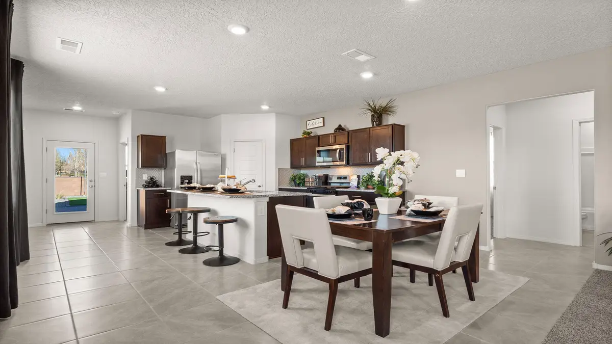 10540 Tinaja Way Sw, Albuquerque, NM 87121 - Image #1