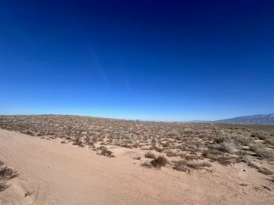 2006 Winchester Avenue Ne, Rio Rancho, NM 87144 - Image #3