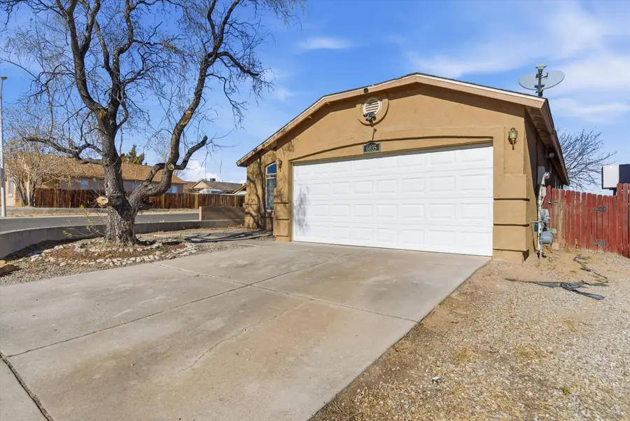 6035 Stargazer Avenue Nw, Albuquerque, NM 87114 - Image #3