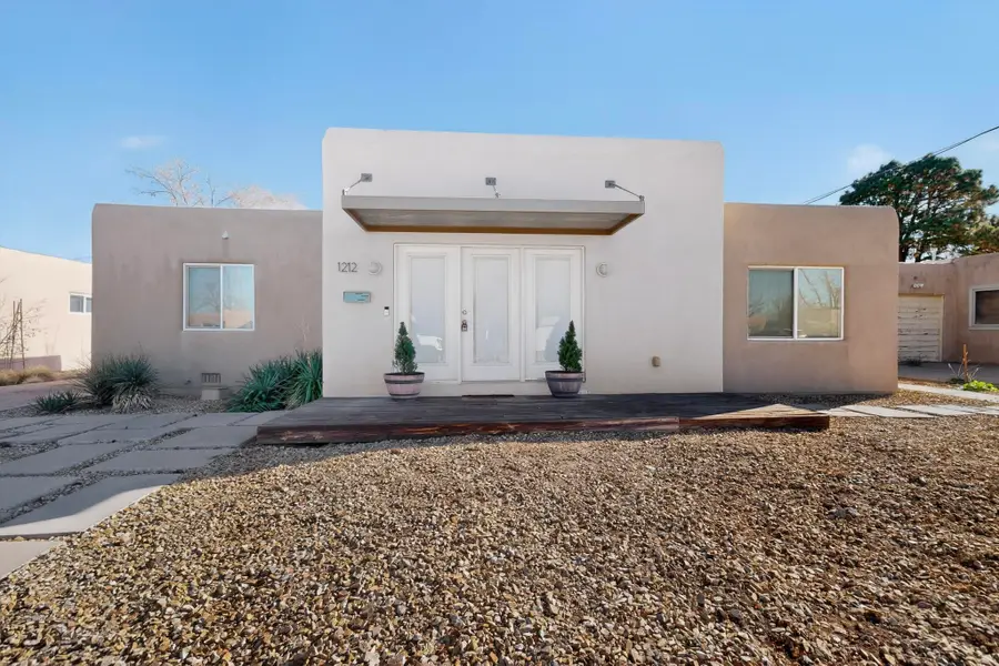 1212 Calle Del Sol Ne, Albuquerque, NM 87106 - Image #2