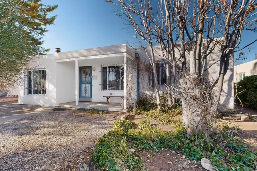 929 Palomas Drive Se, Albuquerque, NM 87108 - Image #3