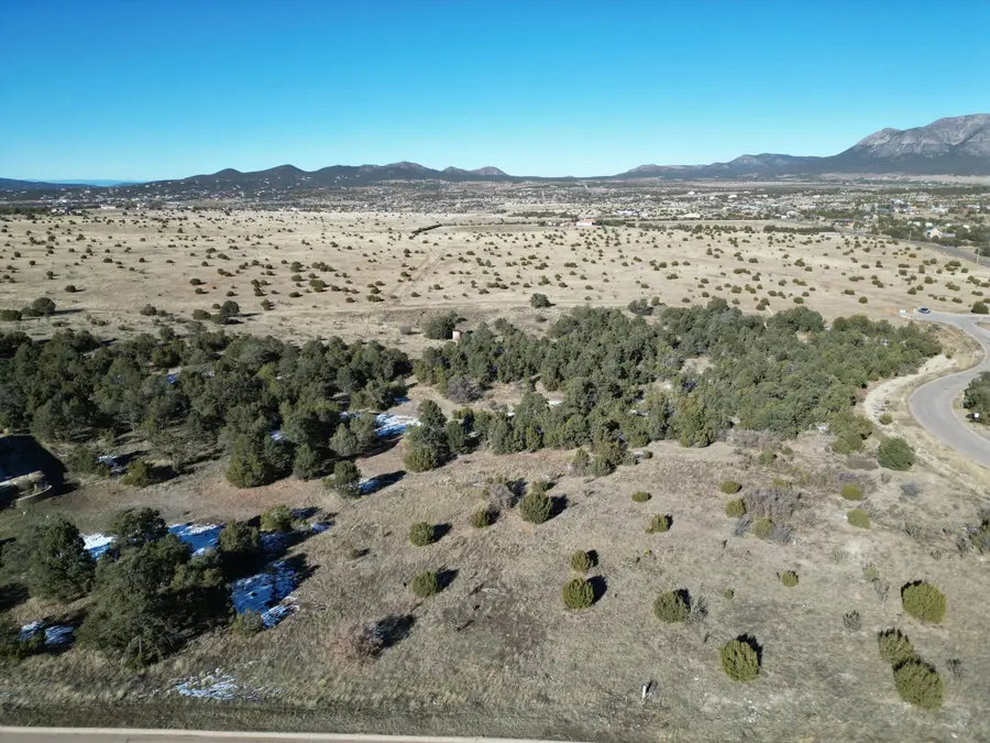 19 Bolivar Loop, Tijeras, NM 87059 - Image #3