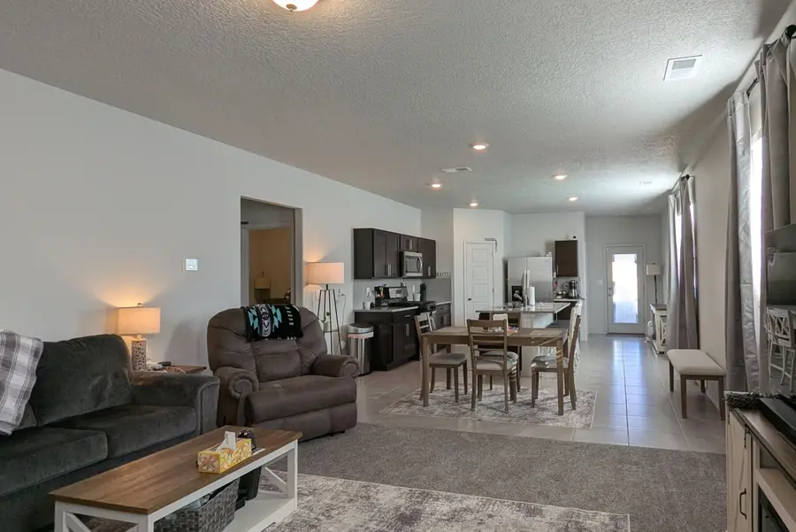 2706 Cantara Lane Sw, Albuquerque, NM 87121 - #2