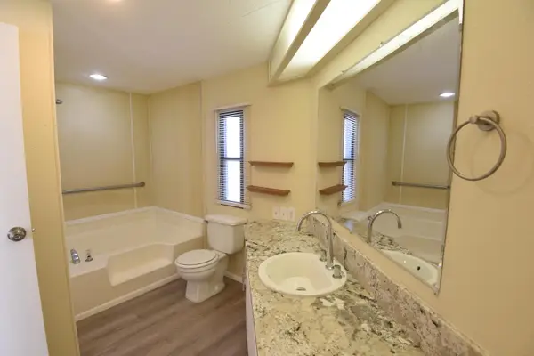 1048 Maverick Lane Se, Albuquerque, NM 87123