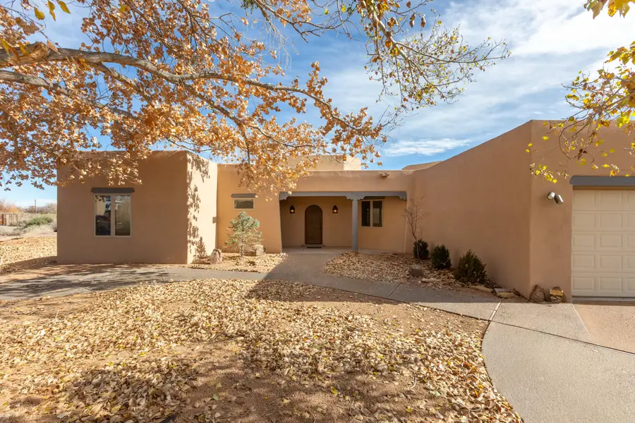 100 Camino Rayo Del Sol, Corrales, NM 87048 - Image #2