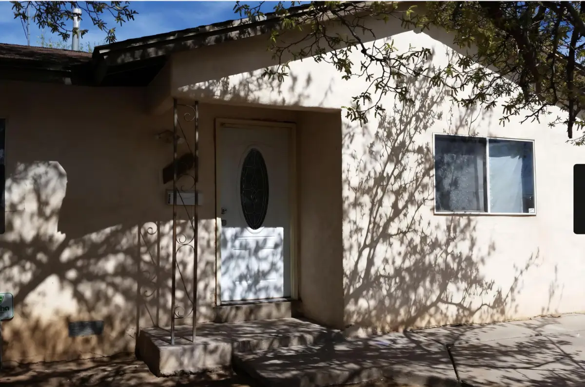 336 Conchas Street Ne, Albuquerque, NM 87123 - Image #1